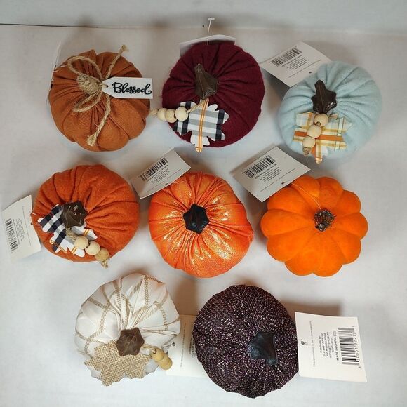 Lot of 8 Fabric Pumpkin Home Decor Thanksgiving Halloween Autumn Fall Seasonal - Picture 2 of 14